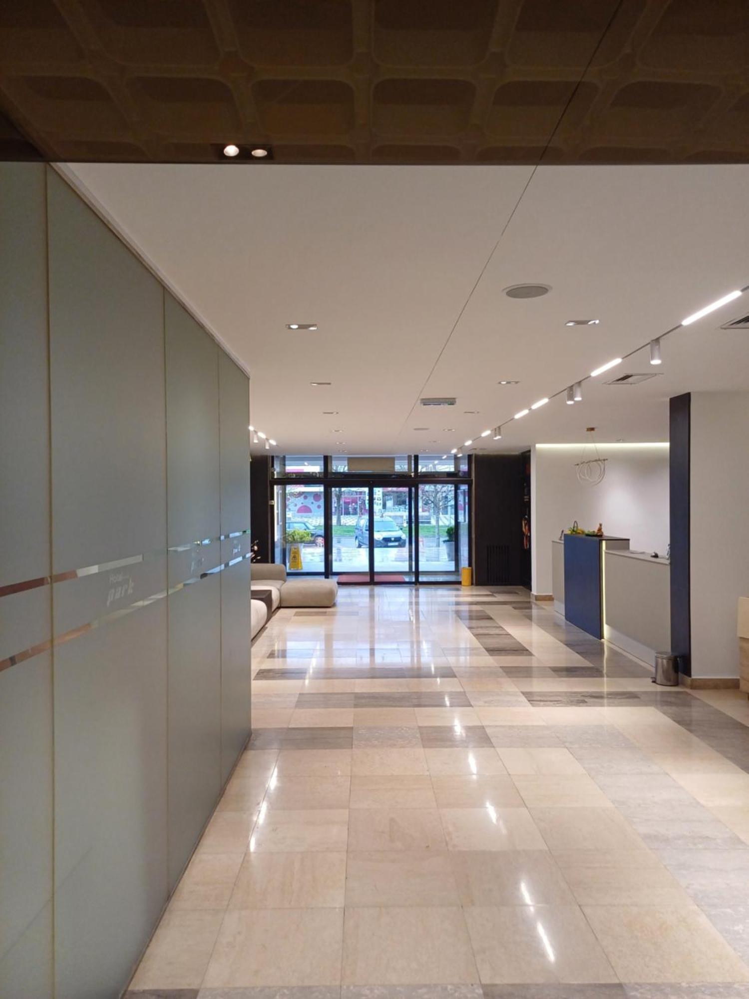 Hotel Park Nasice 外观 照片