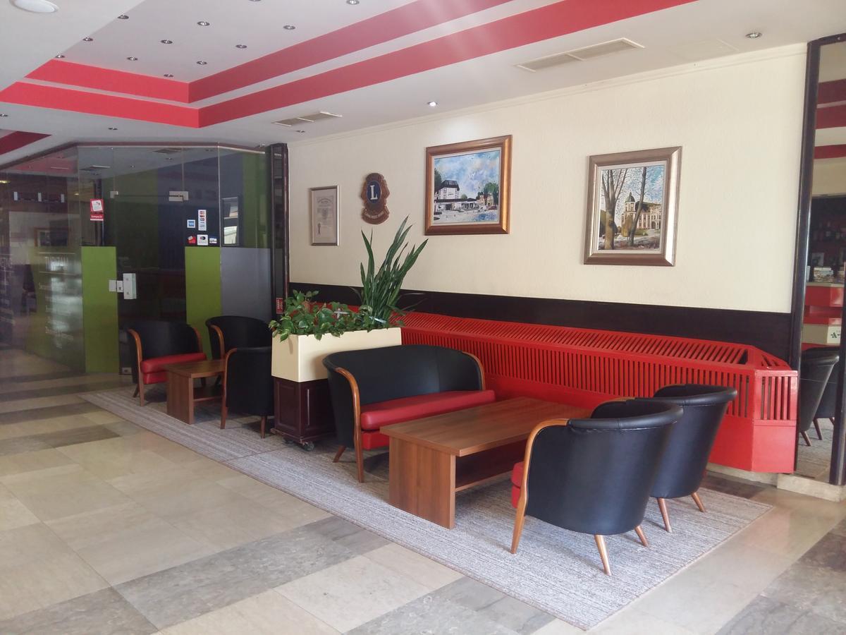 Hotel Park Nasice 外观 照片